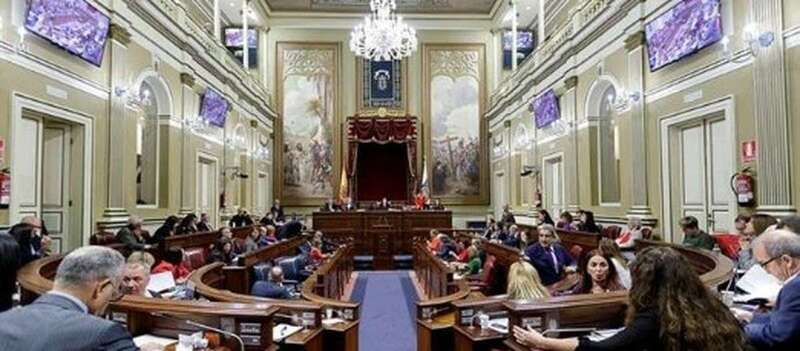 Pleno de la Cámara regional (Foto TA)